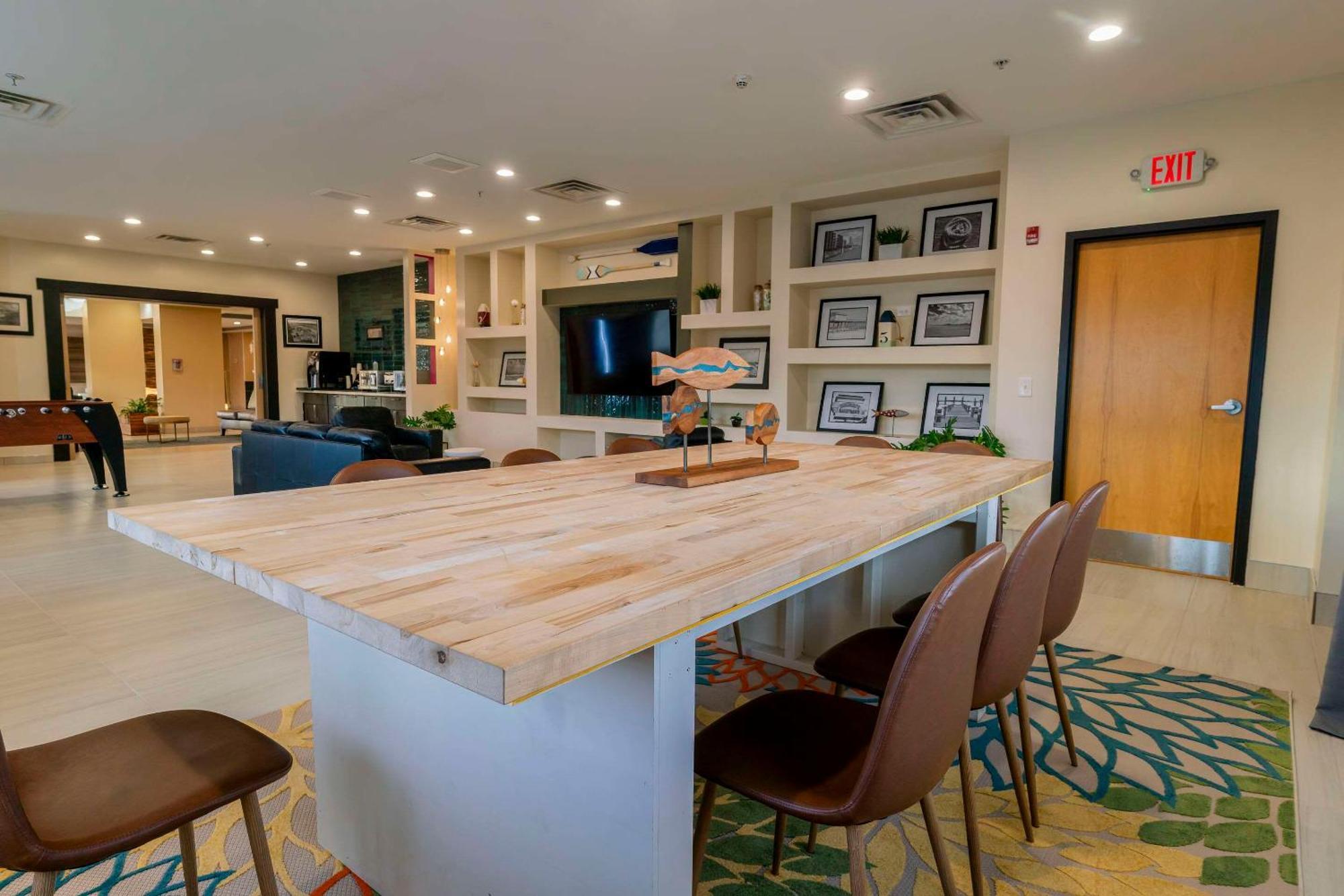 Gateway & Suites, Ascend Collection Ocean City
