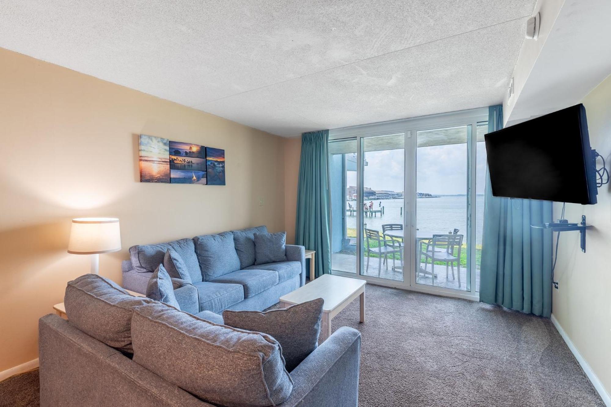 Bay Club Aparthotel