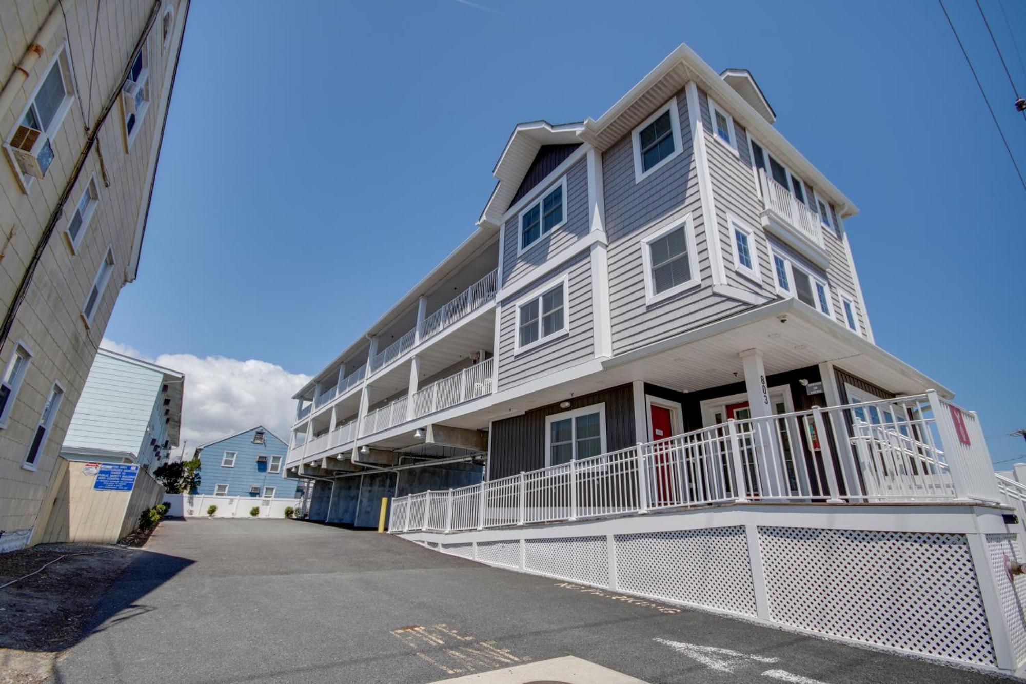Ocean North Hotel