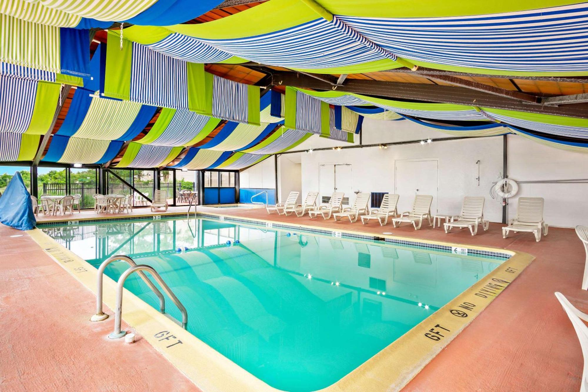 Comfort Gold Coast Inn 2*