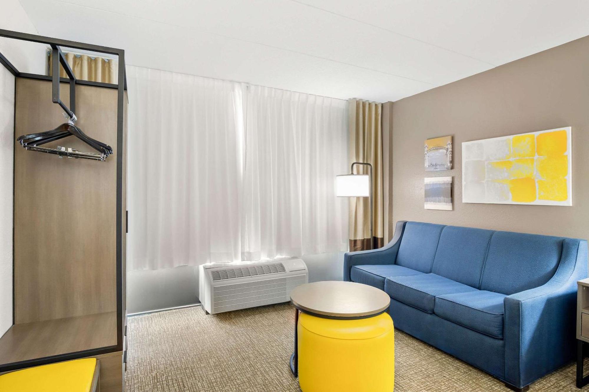 Inn Comfort Gold Coast 2*