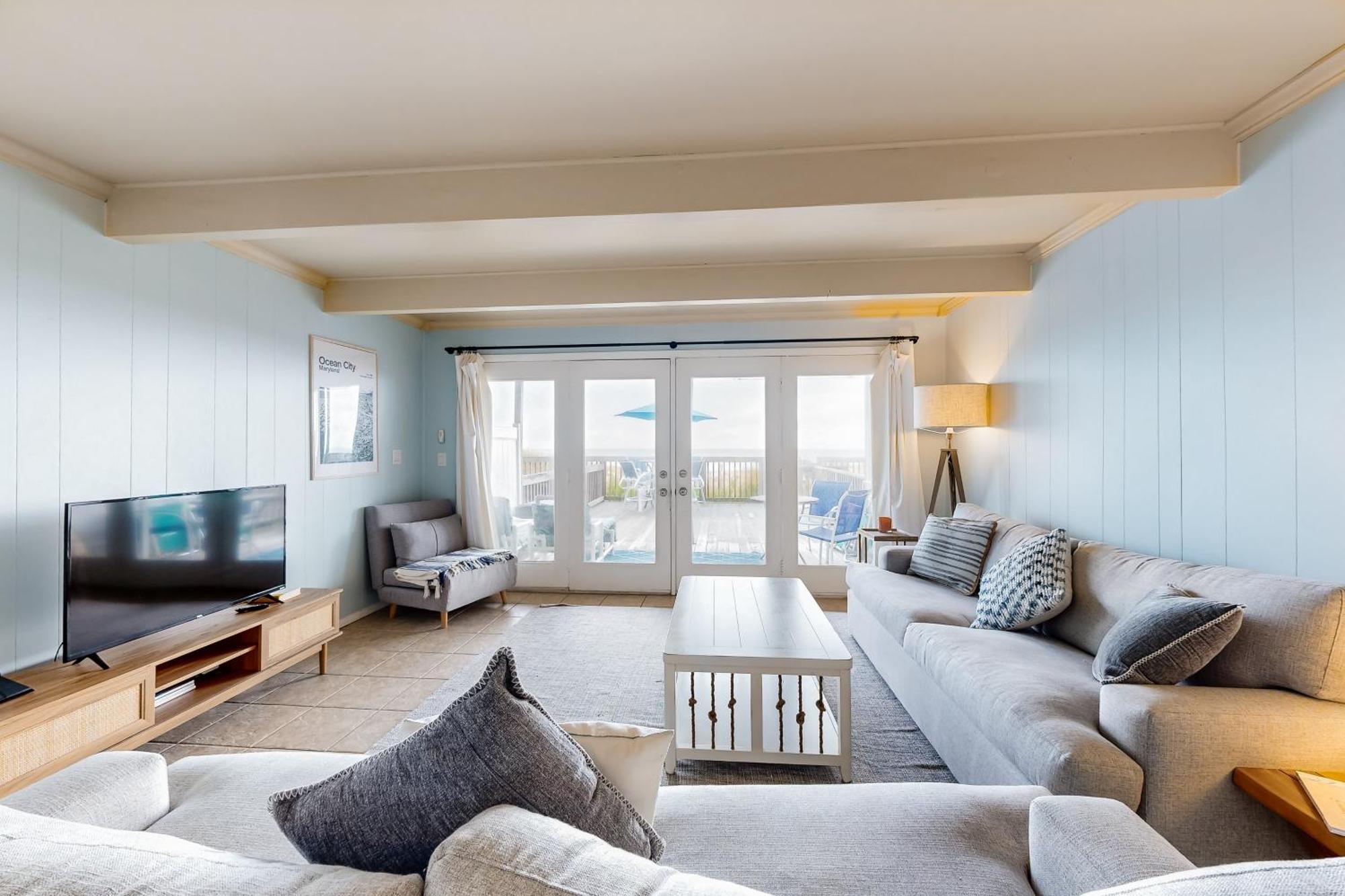 Apartment Ocean Oceanfront