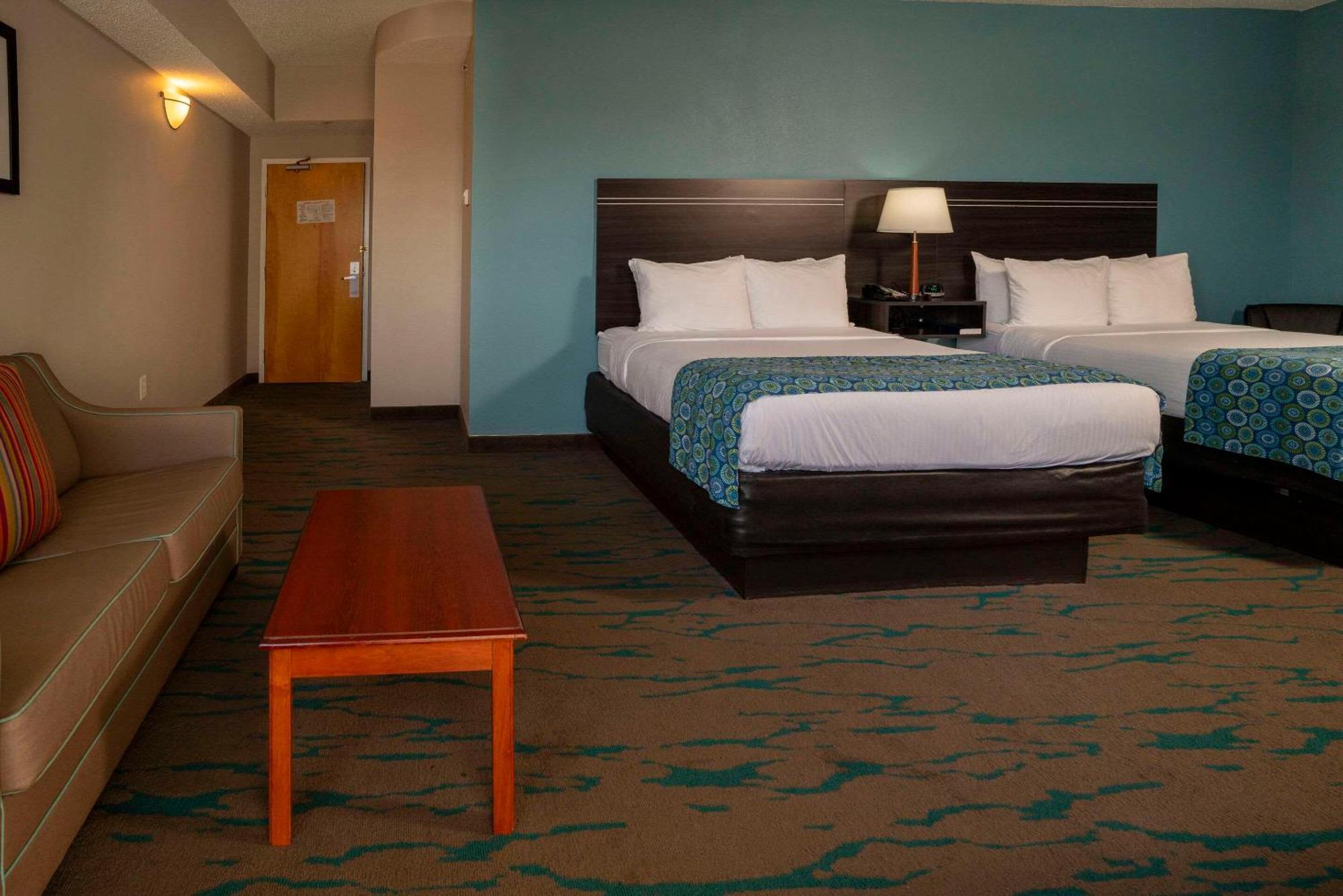 Gateway & Suites, Ascend Collection Hotel