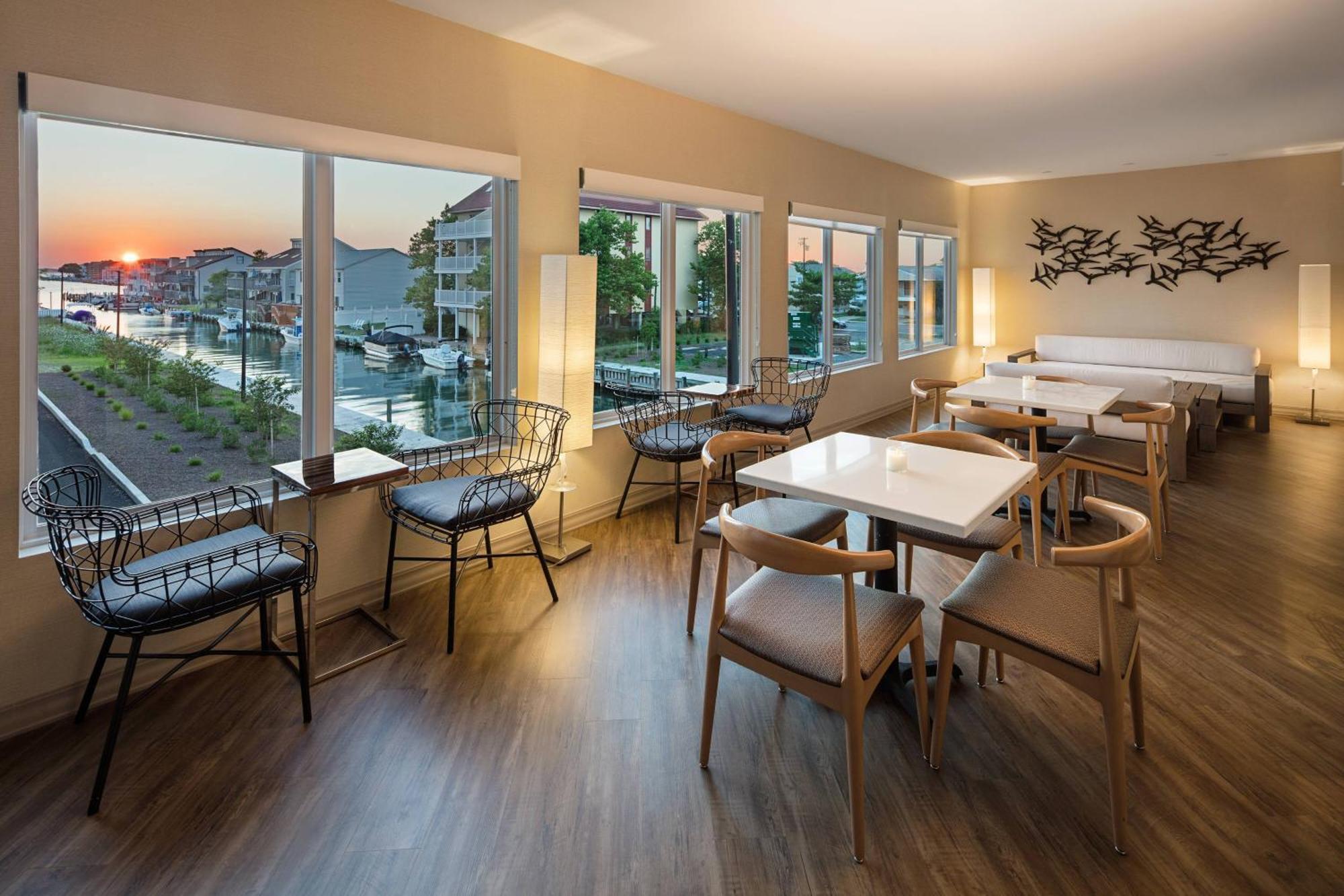 Hotel Fairfield Inn & Suites By Marriott Ocean City 3*