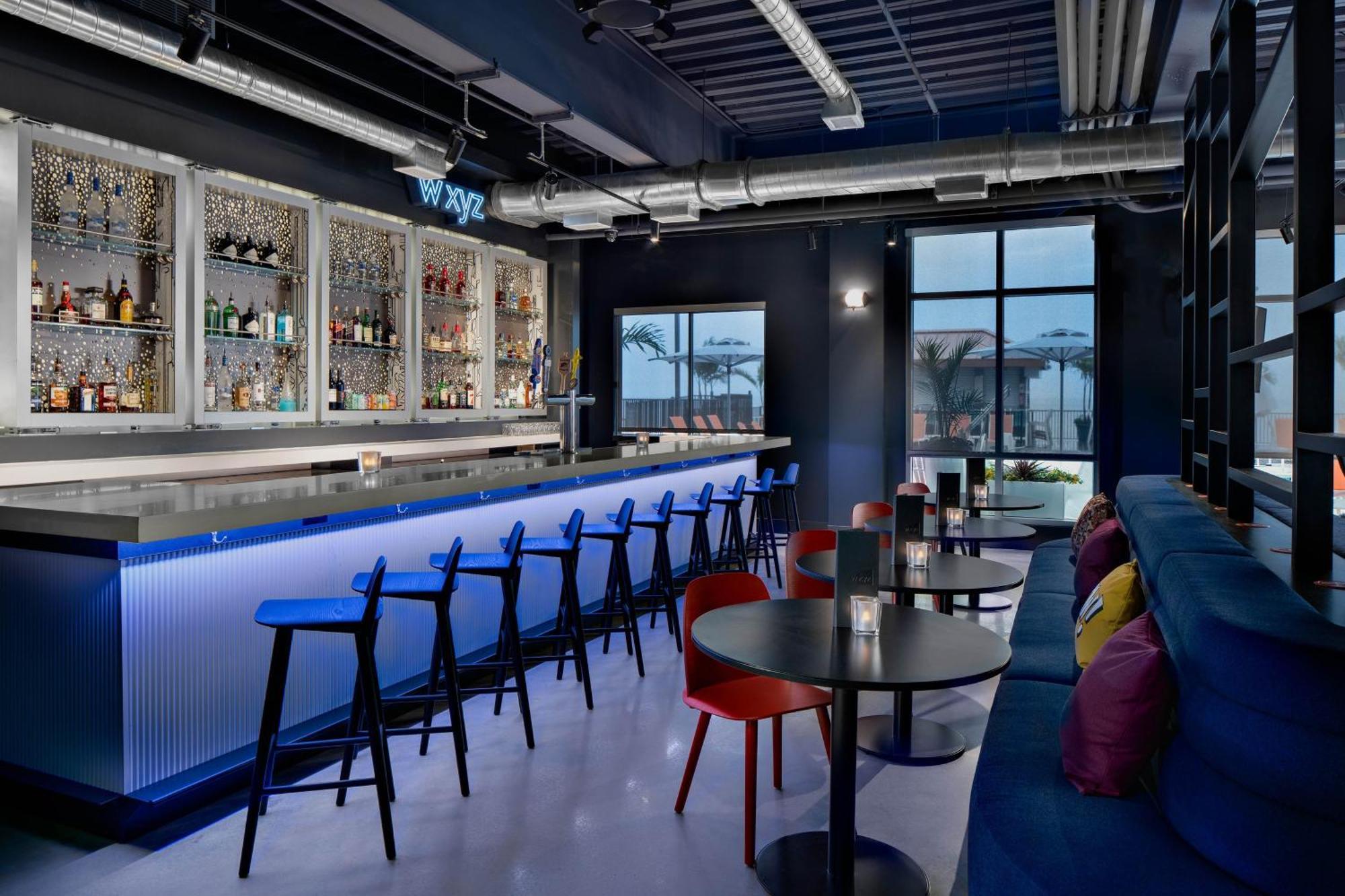 Aloft Ocean Hotel 3*