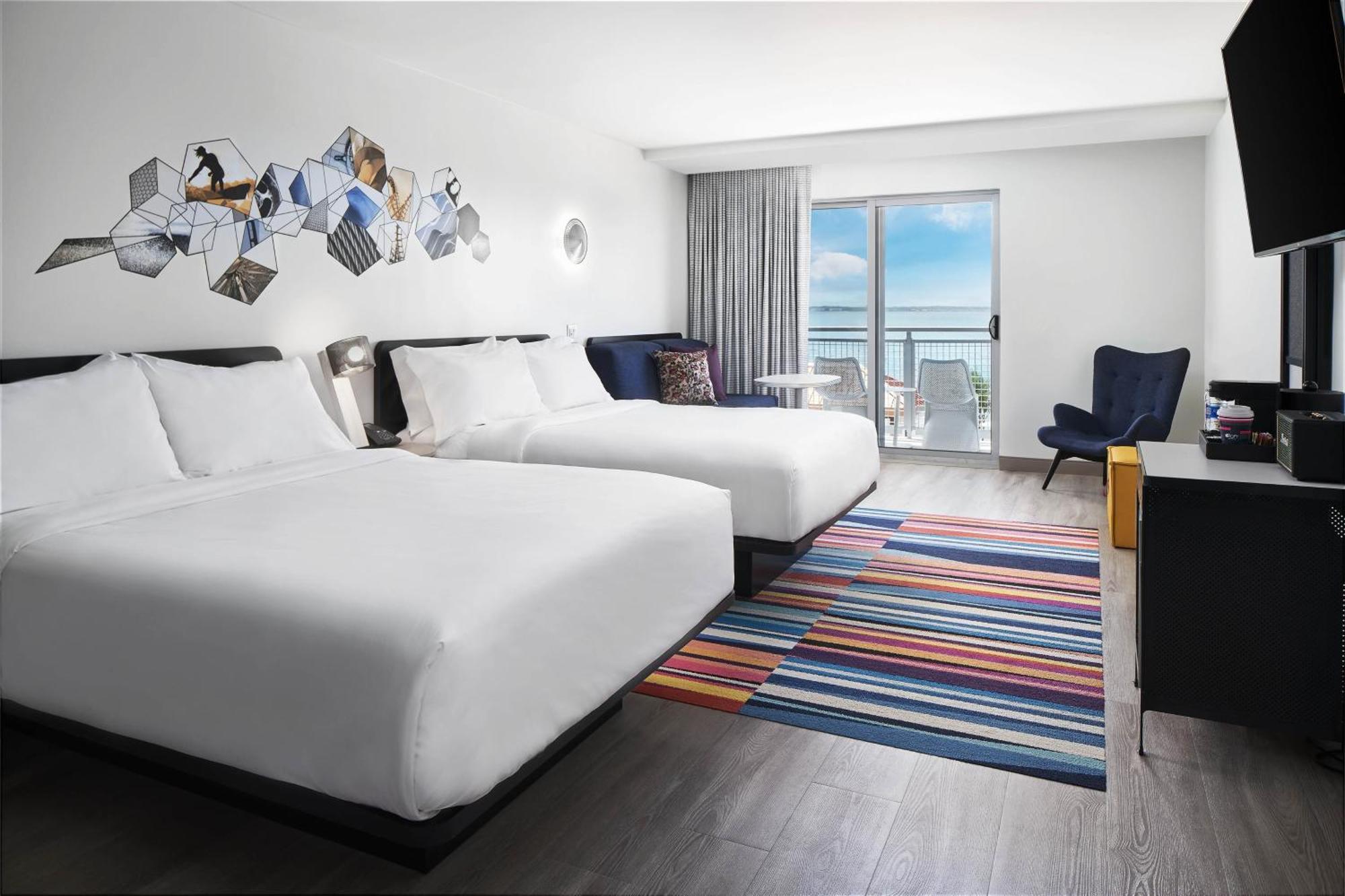 Aloft Ocean Hotel 3*
