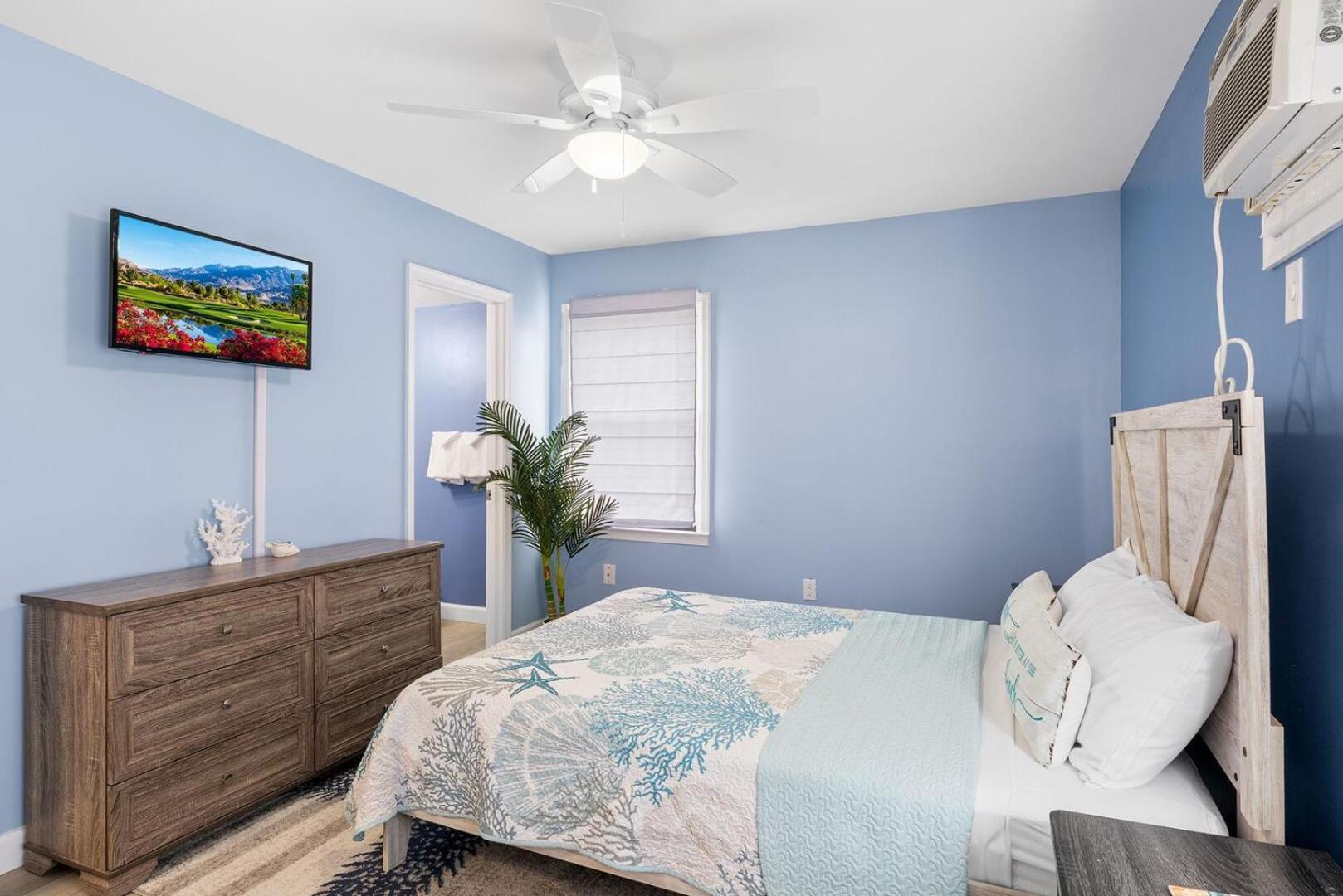 322 Sunset Drive Apartment *