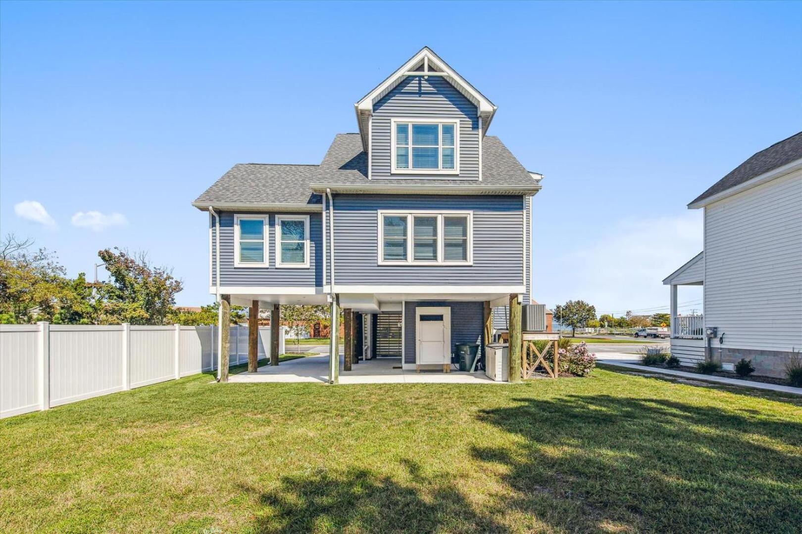 Bayside Bliss 205 Holiday home *
