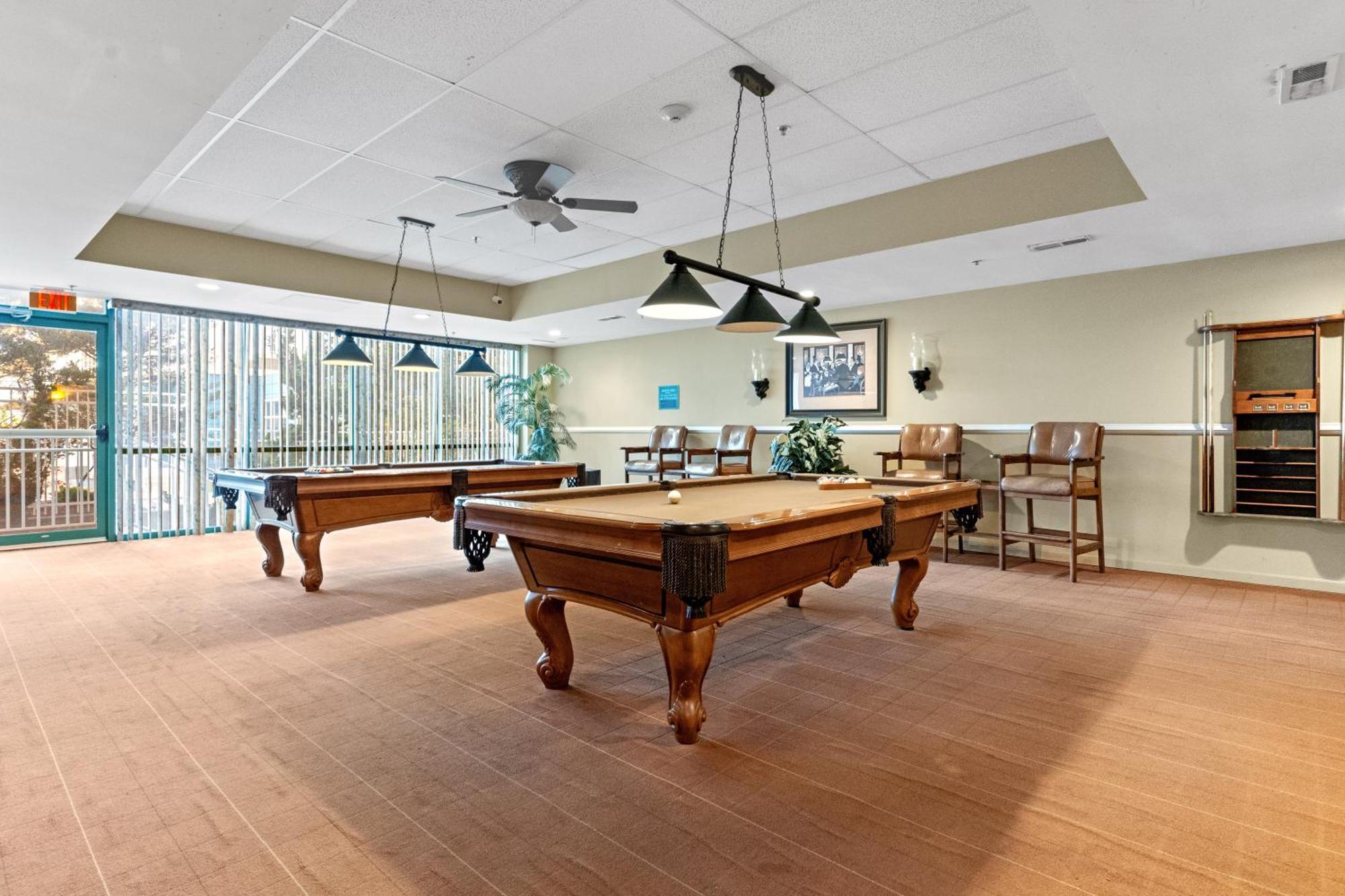 Convention Center Bay Front 2 Bedroom Ocean City
