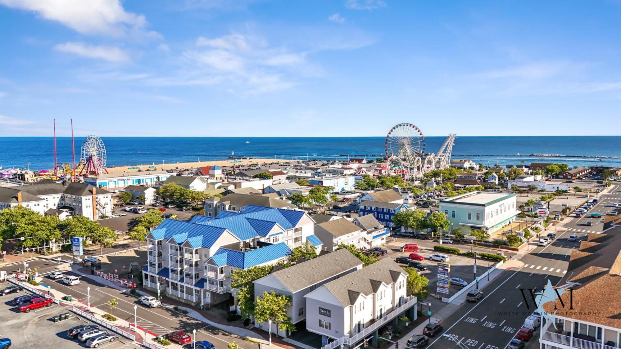 Apartment Charming 3-bedroom, 2-bathroom Townhouse Perfectly Located Near The Boardwalk Ocean City