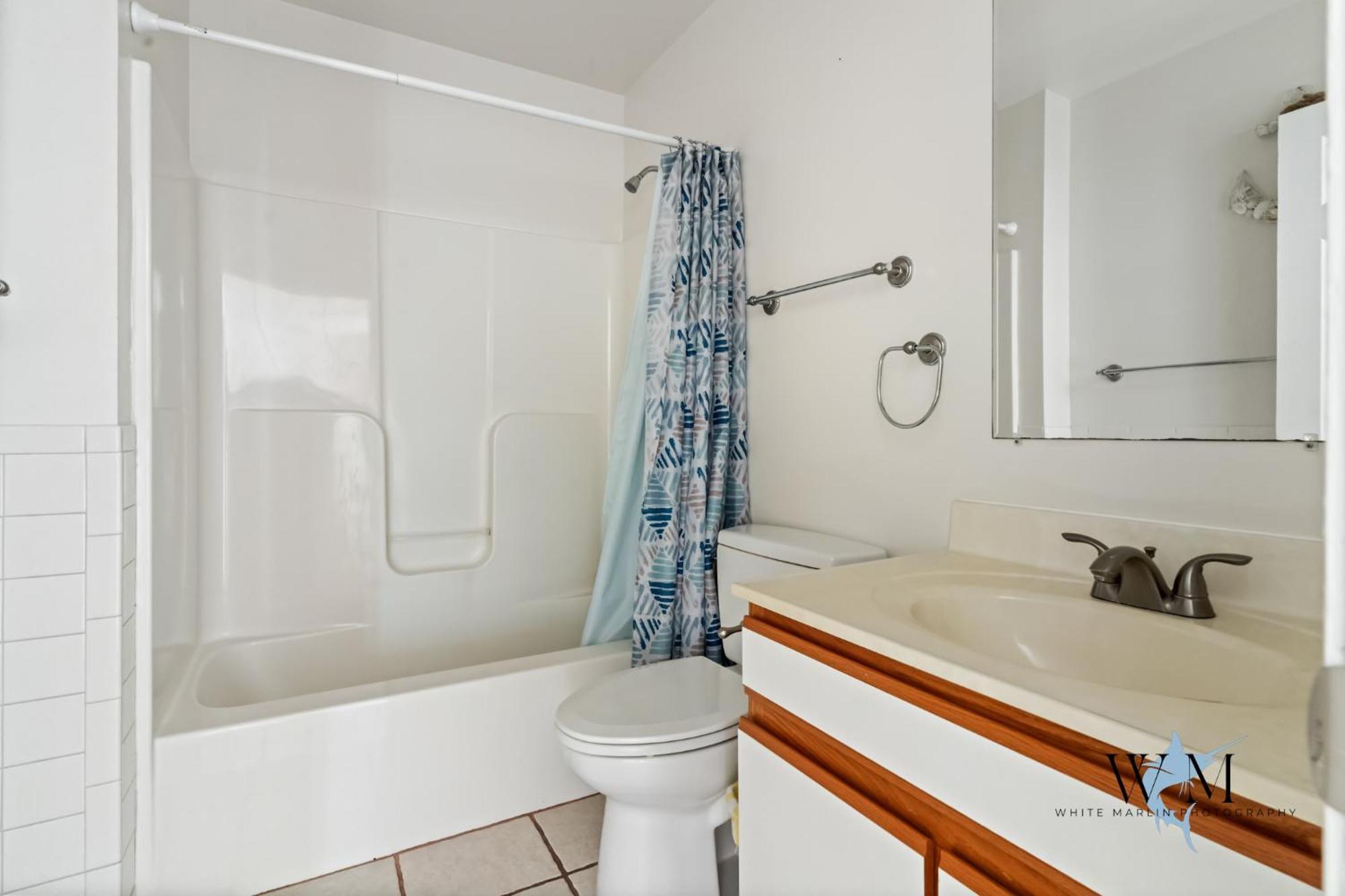 Apartment Charming 3-bedroom, 2-bathroom Townhouse Perfectly Located Near The Boardwalk Ocean City