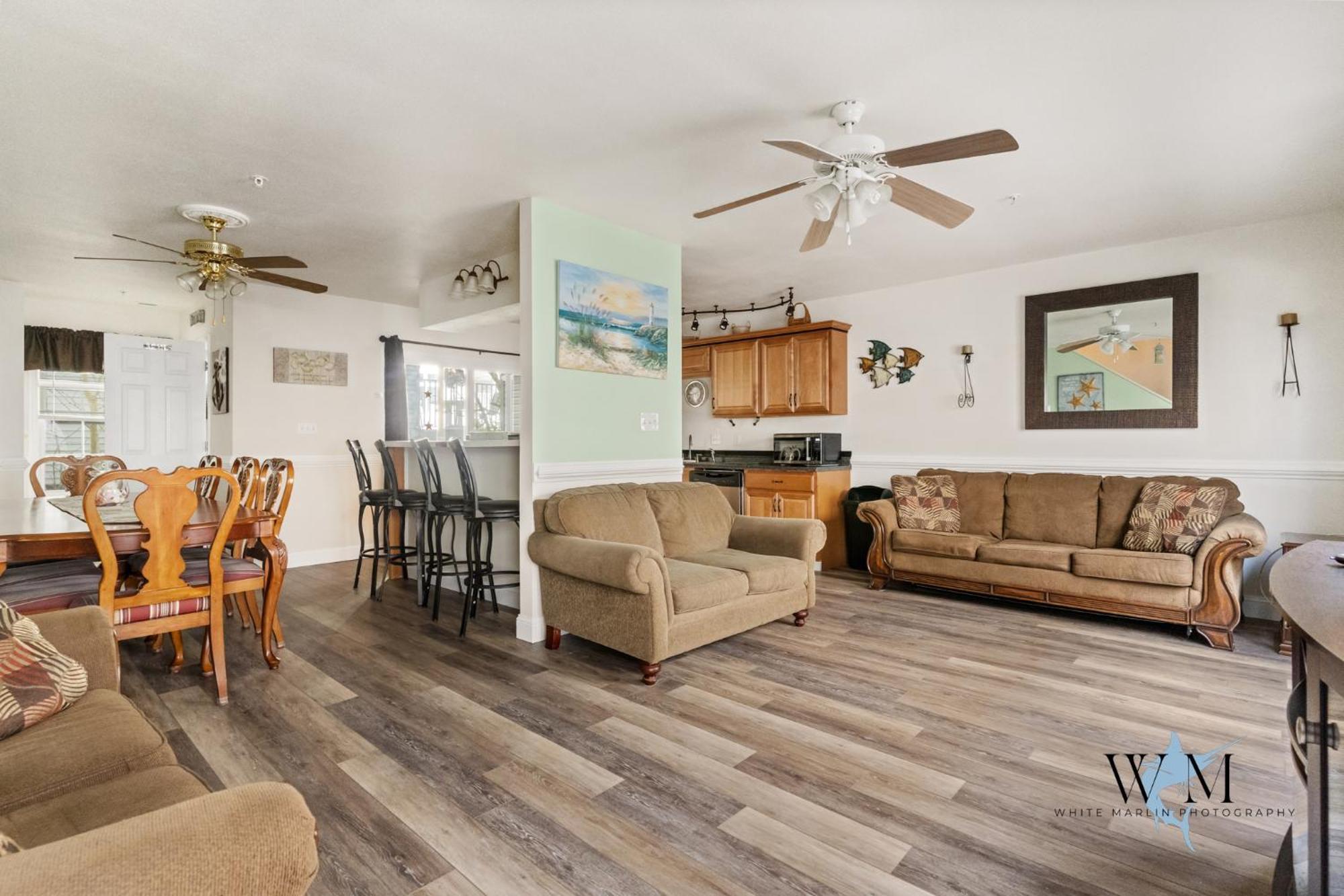 Charming 3-bedroom, 2-bathroom Townhouse Perfectly Located Near The Boardwalk Ocean City
