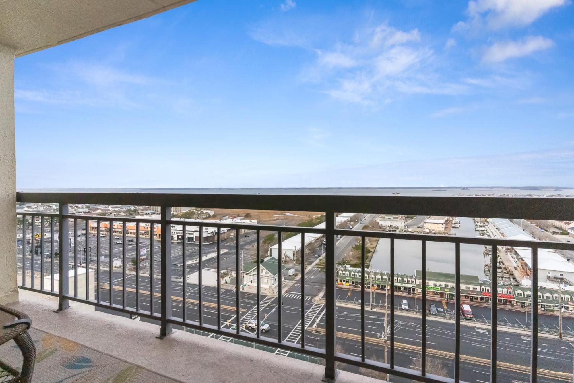 Direct Oceanfront 2-bedroom At Fountainhead Stunning Views In North Ocean *