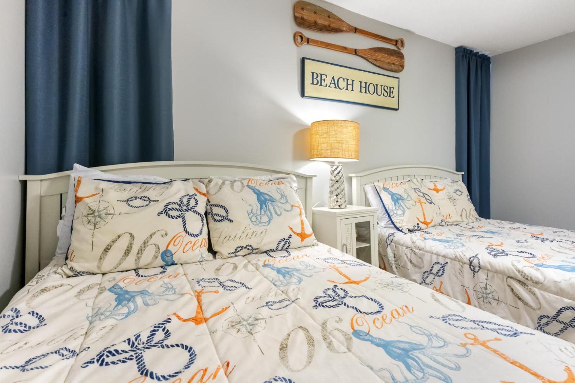 Holiday home Direct Oceanfront 2-bedroom At Fountainhead Stunning Views In North Ocean