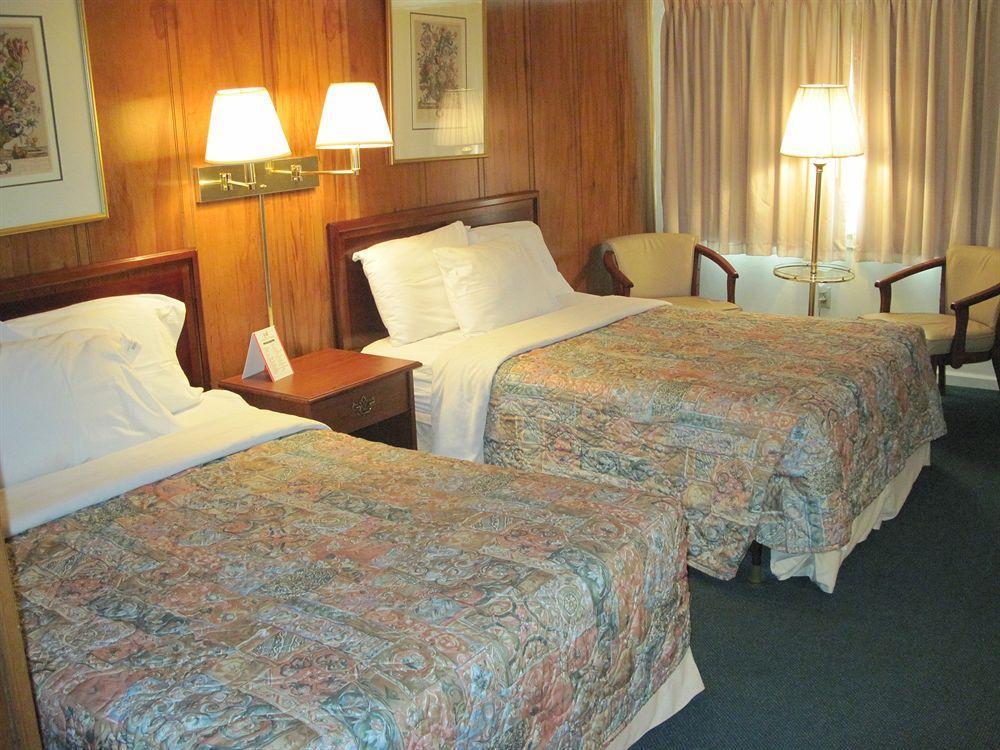 Kings Arms Motel