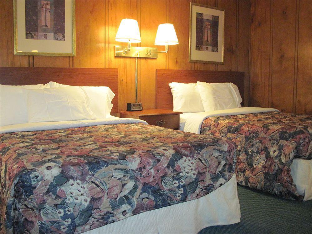 Kings Arms Motel 2*
