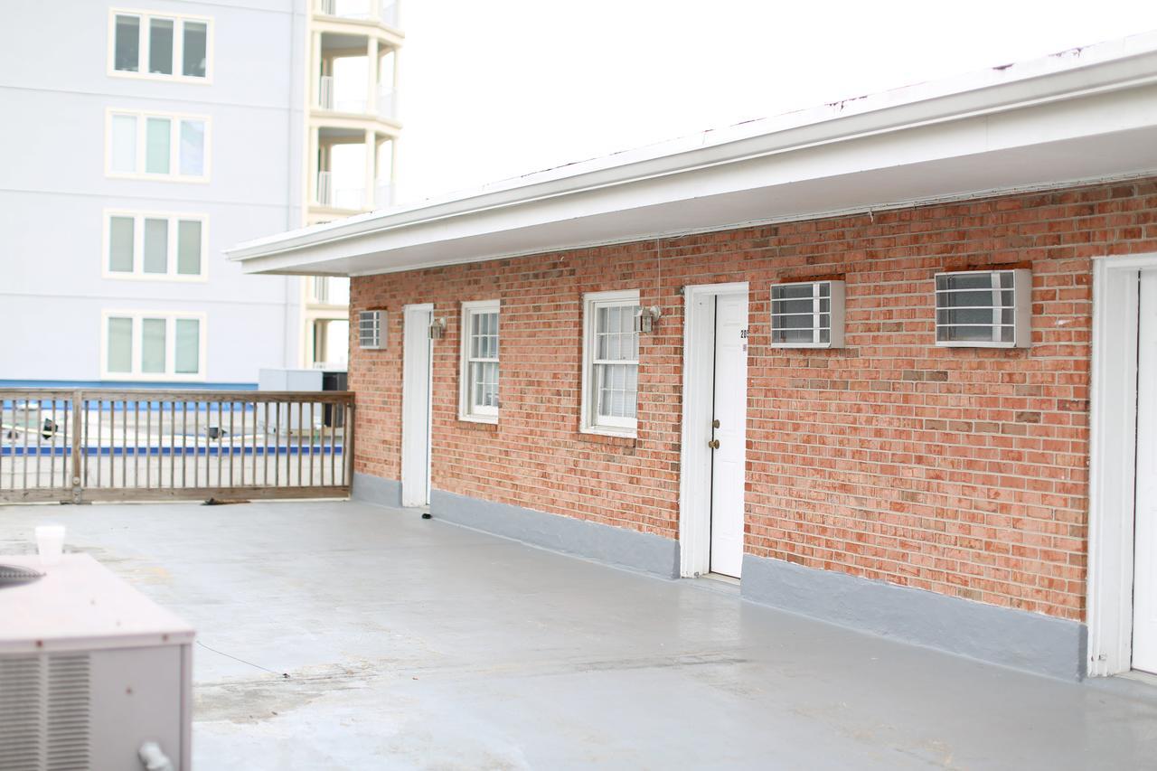 The Colony Apartment *
