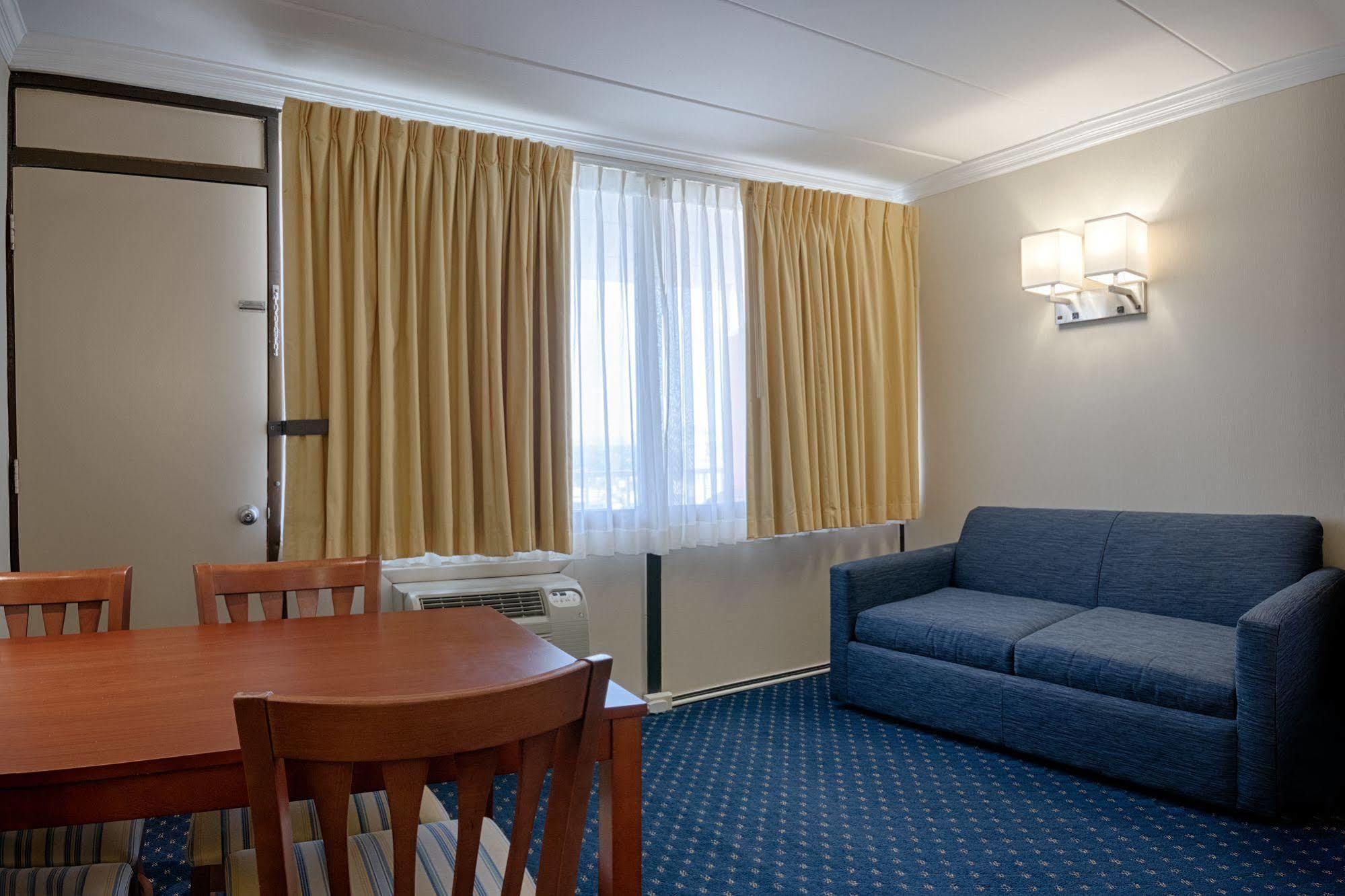 The Spinnaker 3* Ocean City