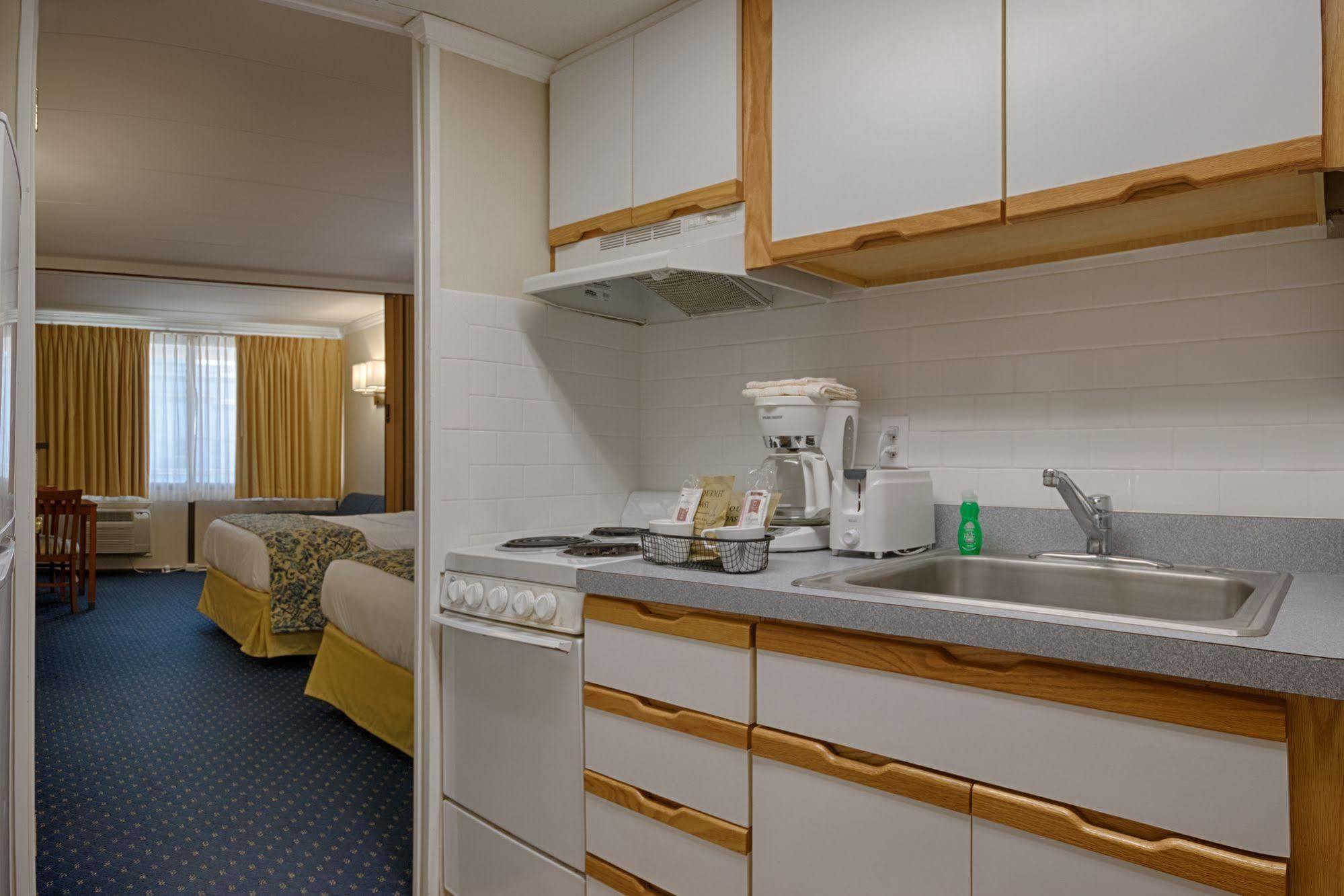 The Spinnaker Hotel