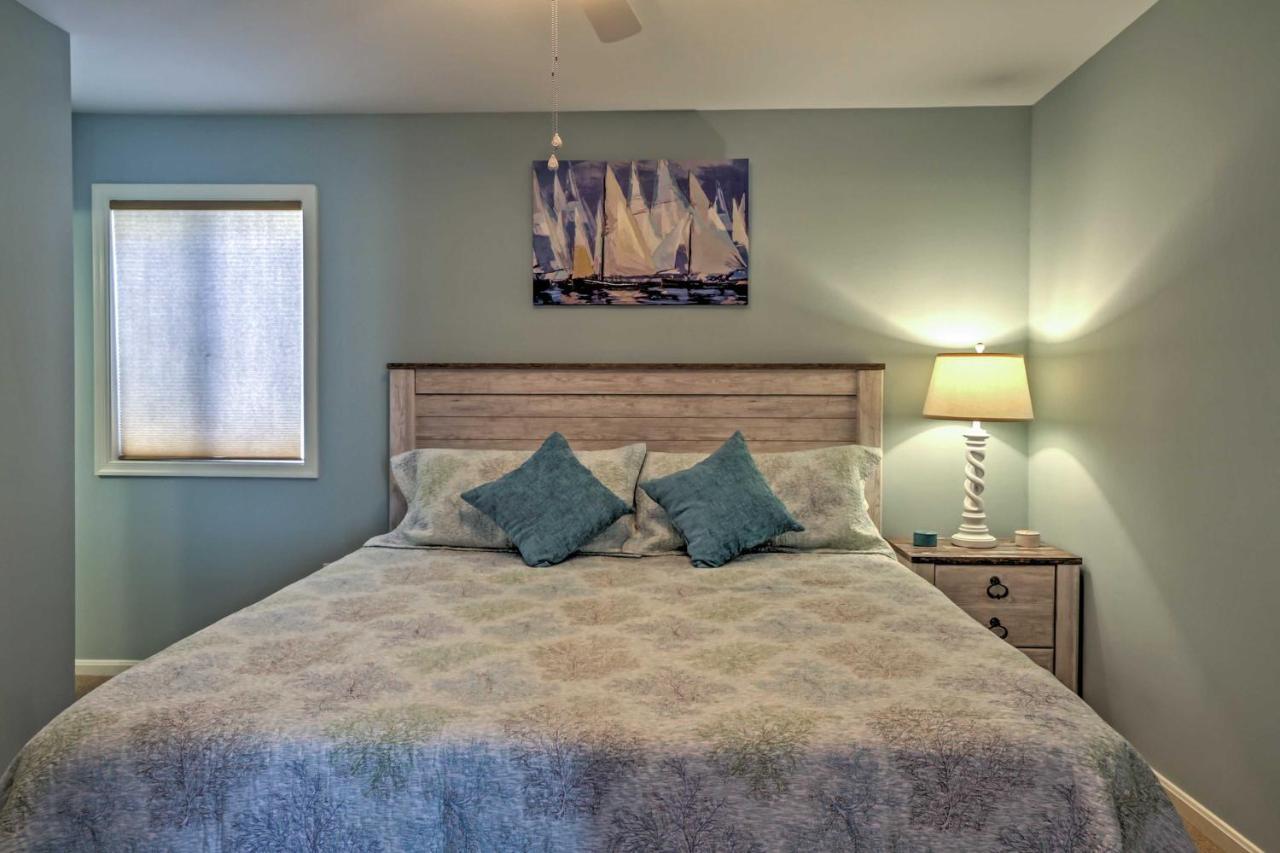 Ocean With Patio - Great Location Apartment *