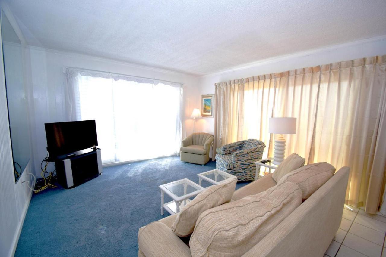 Towers 201 Apartment *